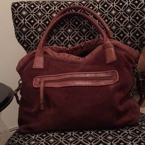 Simply gorgeous suede bag w/leather accents